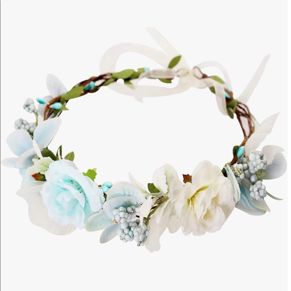 Very cute flowers crown